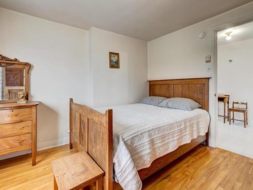 Commerce - 416  - 418 Rue Leblanc E., Longueuil (Le Vieux-Longueuil), QC - Indoor Photo Showing Bedroom