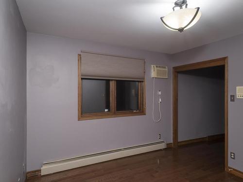 114 Richmond Rd, Thunder Bay, ON - Indoor Photo Showing Other Room