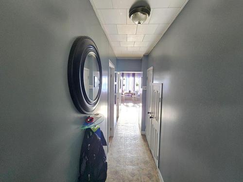 Logement - 346  - 348 Rue Kitchener, La Tuque, QC - Indoor Photo Showing Laundry Room