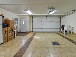 Garage - 