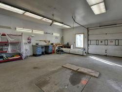 Garage - 