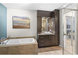 Ensuite bathroom - 