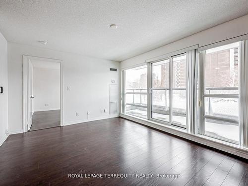 104-2035 Sheppard Ave E, Toronto, ON - Indoor Photo Showing Other Room