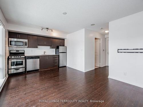 104-2035 Sheppard Ave E, Toronto, ON - Indoor Photo Showing Kitchen With Stainless Steel Kitchen