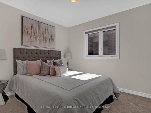 61 Jack Potts Way, Clarington, ON - Indoor Photo Showing Bedroom