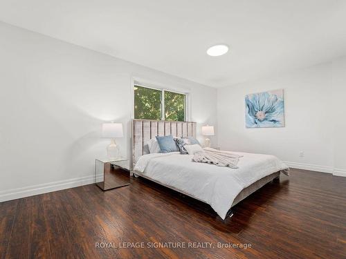 94 Meighen Ave, Toronto, ON - Indoor Photo Showing Bedroom