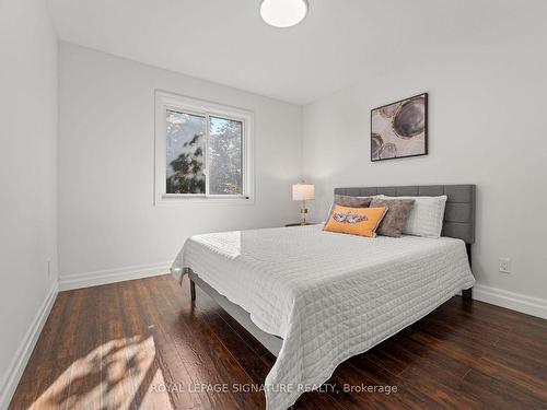 94 Meighen Ave, Toronto, ON - Indoor Photo Showing Bedroom