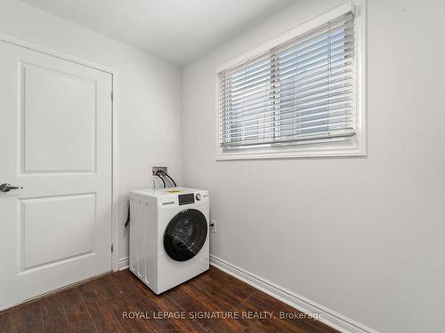 94 Meighen Ave, Toronto, ON - Indoor Photo Showing Laundry Room