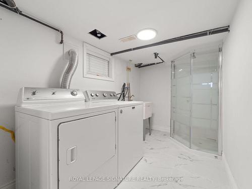 94 Meighen Ave, Toronto, ON - Indoor Photo Showing Laundry Room