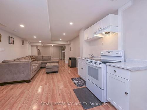 Lower-62 Ferris Lane, New Tecumseth, ON - Indoor Photo Showing Kitchen