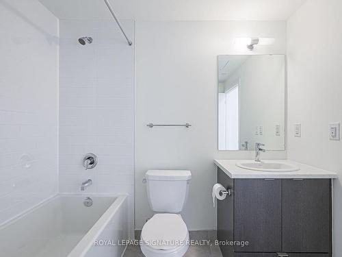 308-125 Canon Jackson Dr, Toronto, ON - Indoor Photo Showing Bathroom