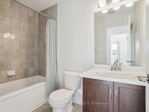 21 White Star Lane, Grimsby, ON - Indoor Photo Showing Bathroom