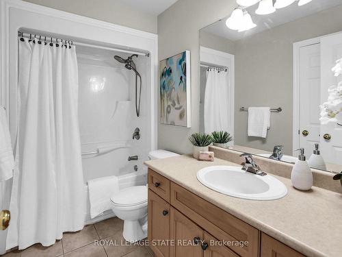 4104 Ashby Dr, Lincoln, ON - Indoor Photo Showing Bathroom