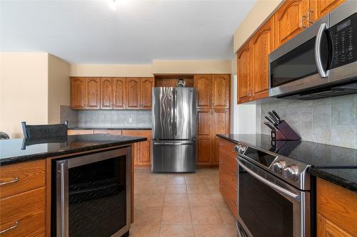 2143 Pleasant Dale Road, Blind Bay, BC - Indoor Photo Showing Kitchen