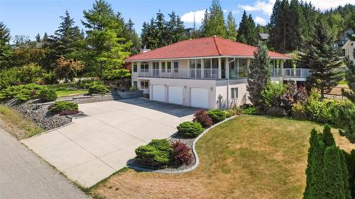 2143 Pleasant Dale Road, Blind Bay, BC - Outdoor