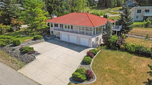 2143 Pleasant Dale Road, Blind Bay, BC - Outdoor