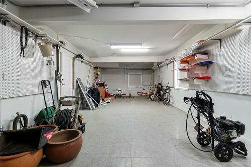 2143 Pleasant Dale Road, Blind Bay, BC - Indoor Photo Showing Garage