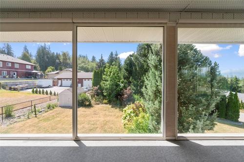 2143 Pleasant Dale Road, Blind Bay, BC - Indoor Photo Showing Other Room