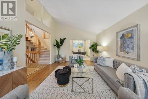 1974 Spruce Hill Road, Pickering, ON - Indoor Photo Showing Living Room