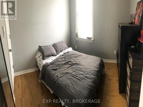 624-626 Division Street, Kingston (East Of Sir John A. Blvd), ON - Indoor Photo Showing Bedroom