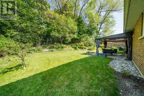 127 Weir Crescent, Toronto, ON - Outdoor