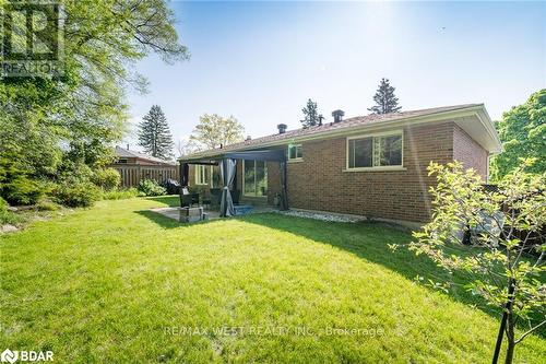 127 Weir Crescent, Toronto, ON - Outdoor