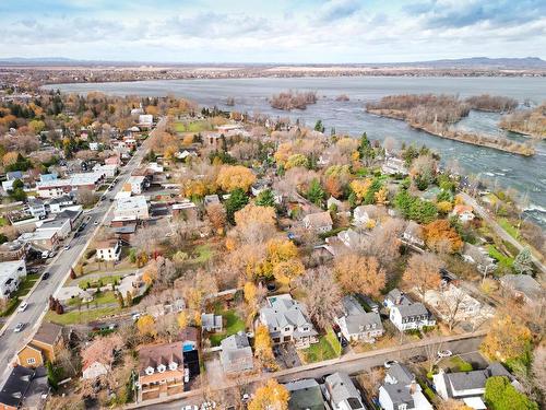 Aerial photo - 15 Rue Lafontaine, Chambly, QC - Outdoor With Body Of Water With View