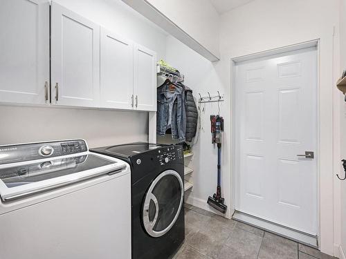 Salle de lavage - 239  - 241 Rue De La Rivière, Bedford - Ville, QC - Indoor Photo Showing Laundry Room