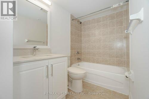 2034 - 3043 Finch Avenue, Toronto, ON - Indoor Photo Showing Bathroom