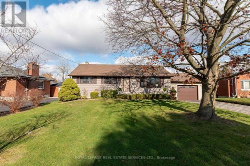 5 Montcalm Street, St. Thomas, ON - Outdoor