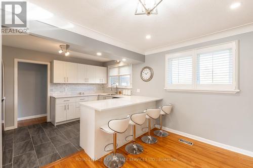 5 Montcalm Street, St. Thomas, ON - Indoor Photo Showing Kitchen