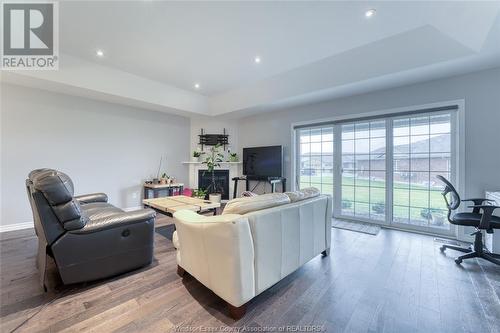 1098 Florence Avenue, Windsor, ON - Indoor Photo Showing Other Room