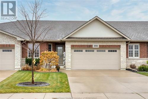 1098 Florence Avenue, Windsor, ON - Outdoor With Facade