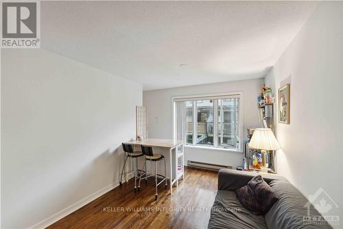 2 - 9 Gilmour Street, Ottawa, ON - Indoor