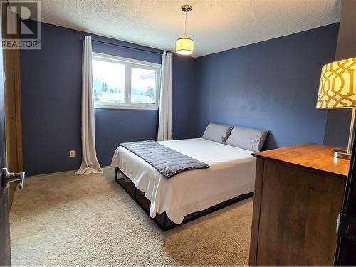 1382 Cypress Drive, Sparwood, BC - Indoor Photo Showing Bedroom