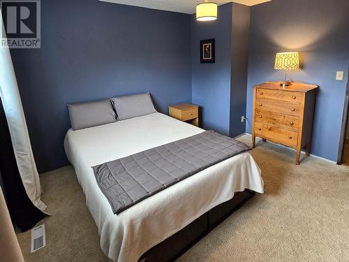 1382 Cypress Drive, Sparwood, BC - Indoor Photo Showing Bedroom