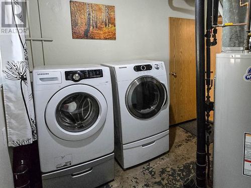 1382 Cypress Drive, Sparwood, BC - Indoor Photo Showing Laundry Room