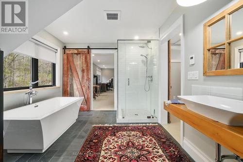 457 Wilson Drive, Hamilton Township, ON - Indoor Photo Showing Bathroom