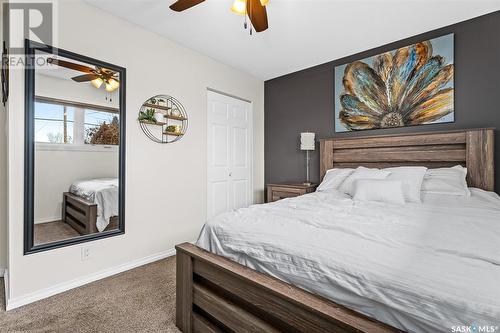 1023 Rorison Avenue, Moose Jaw, SK - Indoor Photo Showing Bedroom