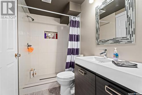 1023 Rorison Avenue, Moose Jaw, SK - Indoor Photo Showing Bathroom