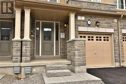 9 Talence Drive, Hamilton, ON - Outdoor