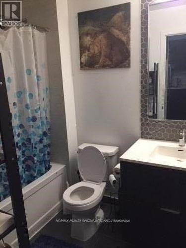 1116 - 2520 Eglinton Avenue W, Mississauga, ON - Indoor Photo Showing Bathroom