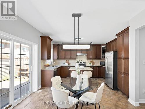 15 Oakhaven Road, Brampton, ON - Indoor Photo Showing Dining Room