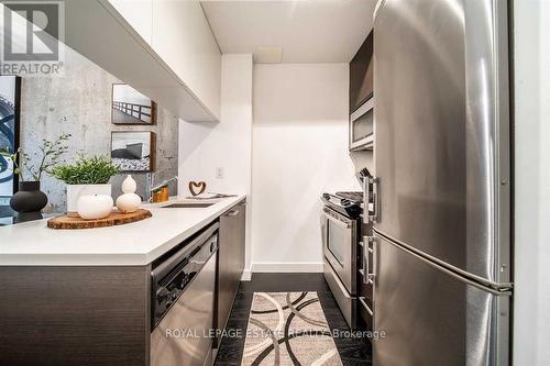 413 - 90 Broadview Avenue, Toronto, ON - Indoor Photo Showing Kitchen With Stainless Steel Kitchen