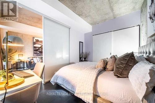 413 - 90 Broadview Avenue, Toronto, ON - Indoor Photo Showing Bedroom