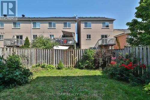 60 Matthew Boyd Crescent, Newmarket, ON - Outdoor