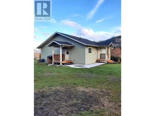 4045 Vale Avenue, Grand Forks, BC - Outdoor