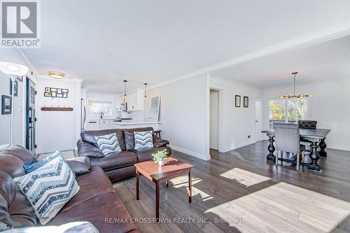 74 Strabane Avenue, Barrie, ON - Indoor Photo Showing Living Room