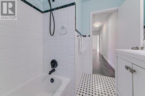 74 Strabane Avenue, Barrie, ON - Indoor Photo Showing Bathroom