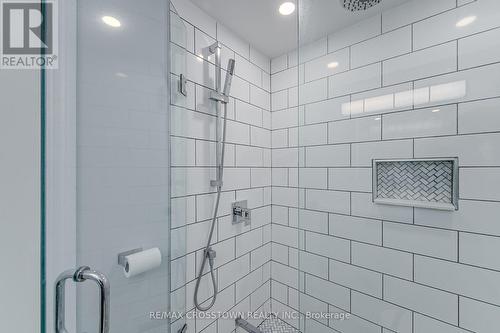 74 Strabane Avenue, Barrie, ON - Indoor Photo Showing Bathroom